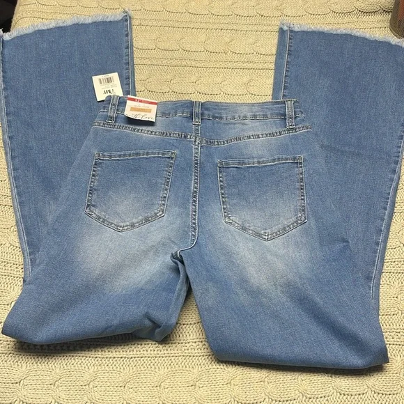 YMI glare high rise jeans - Picture 5 of 12